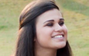 Meet your Posher, Holly